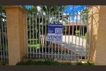 Casa à venda com 447m², 5 quartos e 4 vagas