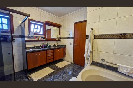 Casa à venda com 483m², 5 quartos e 5 vagas