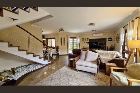 Casa à venda com 483m², 5 quartos e 5 vagas