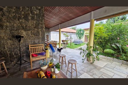 Casa à venda com 483m², 5 quartos e 5 vagas