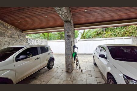 Casa à venda com 483m², 5 quartos e 5 vagas
