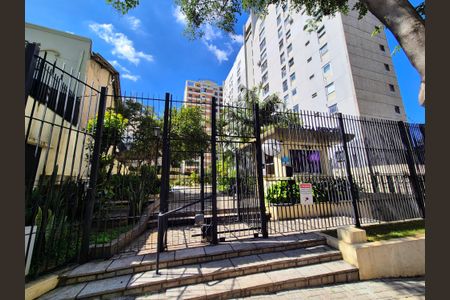 Apartamento à venda com 40m², 1 quarto e 1 vaga Apartamento à venda com 40m², 1 quarto e 1 vagaFachada