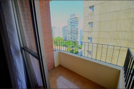 Apartamento à venda com 40m², 1 quarto e 1 vaga