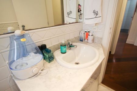 Apartamento à venda com 150m², 2 quartos e 2 vagasBanheiro da Suíte 2