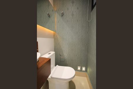 Apartamento à venda com 150m², 2 quartos e 2 vagasLavabo