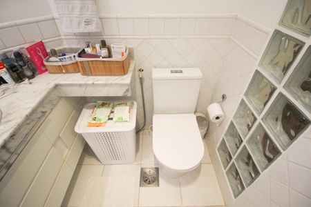Apartamento à venda com 150m², 2 quartos e 2 vagasBanheiro da Suíte 1 