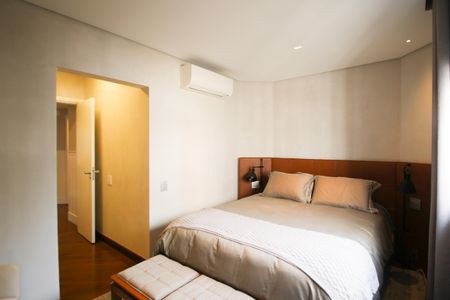 Apartamento à venda com 150m², 2 quartos e 2 vagasSuíte 1 