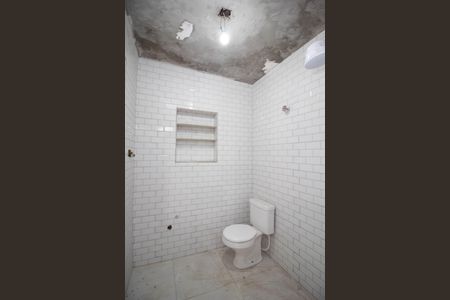 Banheiro de casa para alugar com 3 quartos, 65m² em Jardim Flor do Campo, Guarulhos