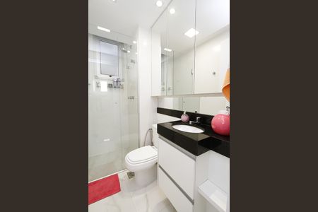 Apartamento à venda com 60m², 2 quartos e 2 vagasBanheiro Social