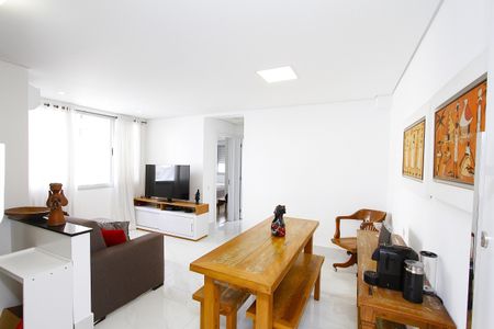 Apartamento à venda com 60m², 2 quartos e 2 vagasSala