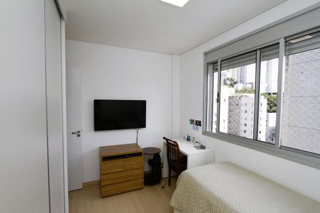 Apartamento à venda com 60m², 2 quartos e 2 vagasQuarto 1