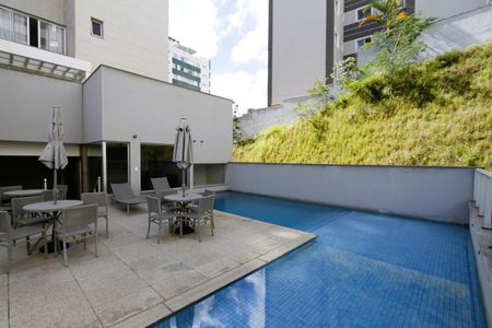Apartamento à venda com 60m², 2 quartos e 2 vagasÁrea comum - Piscina