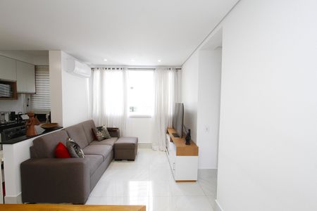 Apartamento à venda com 60m², 2 quartos e 2 vagasSala