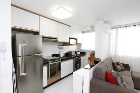Apartamento à venda com 60m², 2 quartos e 2 vagasCozinha