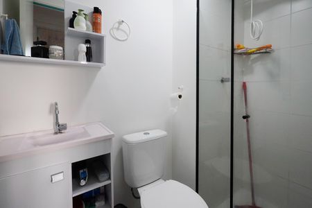 Apartamento para alugar com 33m², 2 quartos e sem vaga Apartamento para alugar com 33m², 2 quartos e sem vagaBanheiro