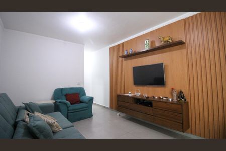 Casa à venda com 4 quartos, 138m² em Jardim Avelino, São Paulo