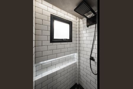 Apartamento à venda com 63m², 2 quartos e 1 vaga Apartamento à venda com 63m², 2 quartos e 1 vagaBanheiro