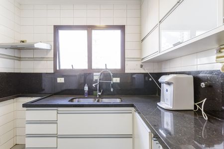 Apartamento à venda com 125m², 3 quartos e 2 vagasCozinha