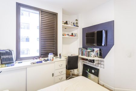 Apartamento à venda com 125m², 3 quartos e 2 vagasQuarto 1