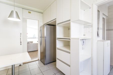 Apartamento à venda com 125m², 3 quartos e 2 vagasCozinha