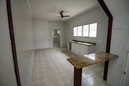 Casa para alugar com 3 quartos, 140m² em Vila Caiçara, Praia Grande
