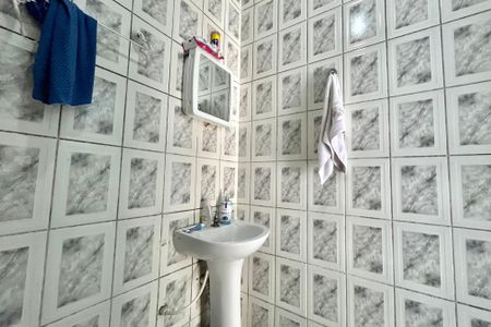 Casa à venda com 110m², 4 quartos e 2 vagas Casa à venda com 110m², 4 quartos e 2 vagasBanheiro 1