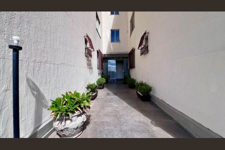 Apartamento à venda com 70m², 3 quartos e 1 vagaHall de entrada