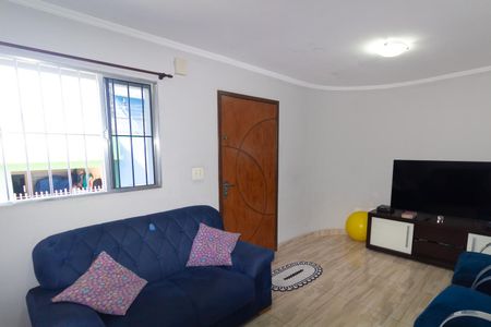 Casa à venda com 216m², 2 quartos e 2 vagasSala