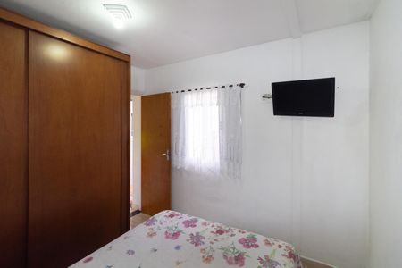 Casa à venda com 216m², 2 quartos e 2 vagasQuarto 2 - Suíte