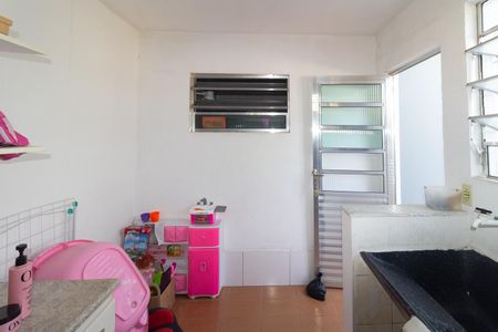 Casa à venda com 216m², 2 quartos e 2 vagasÁrea de Serviço