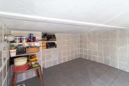 Casa à venda com 216m², 2 quartos e 2 vagasGaragem