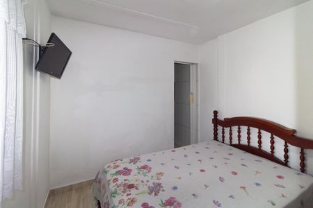 Casa à venda com 216m², 2 quartos e 2 vagasQuarto 2 - Suíte