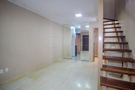 Casa de condomínio à venda com 56m², 2 quartos e 1 vagaSala