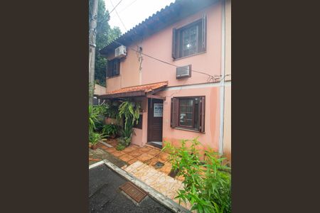 Casa de condomínio à venda com 56m², 2 quartos e 1 vagaFachada do bloco