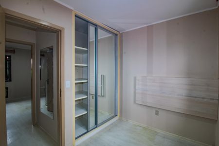 Casa de condomínio à venda com 56m², 2 quartos e 1 vagaQuarto