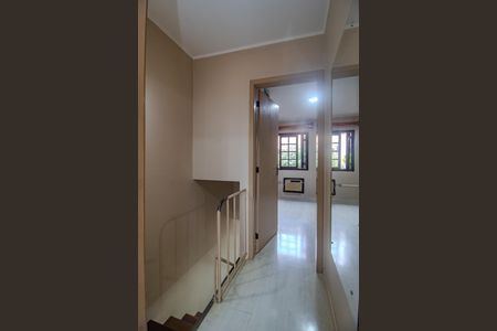 Casa de condomínio à venda com 56m², 2 quartos e 1 vagaCorredor