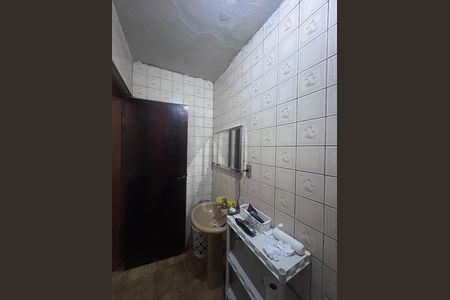 Casa para alugar com 225m², 4 quartos e 3 vagas Casa para alugar com 225m², 4 quartos e 3 vagasBanheiro de serviço