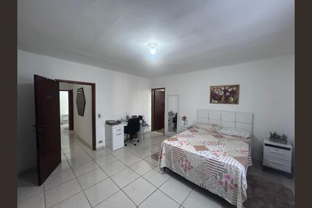 Quarto 1 suíte 1 de casa à venda com 4 quartos, 225m² em Vila Santana, São Paulo