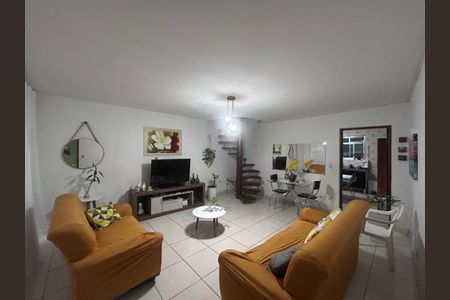 Sala de casa à venda com 4 quartos, 225m² em Vila Santana, São Paulo