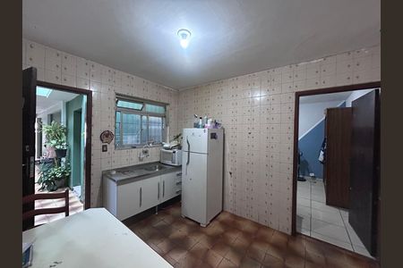 Casa para alugar com 225m², 4 quartos e 3 vagas Casa para alugar com 225m², 4 quartos e 3 vagasCozinha 2