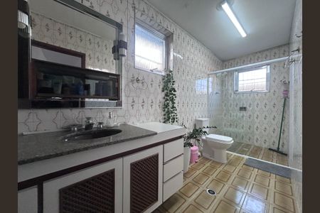 Banheiro da Suíte de casa à venda com 4 quartos, 225m² em Vila Santana, São Paulo