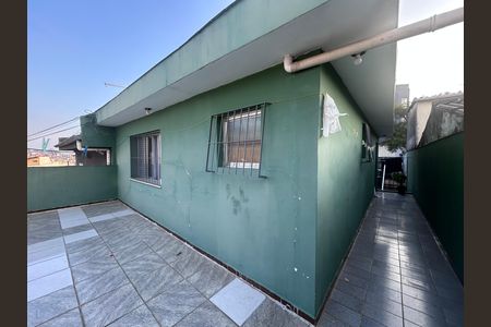 Casa para alugar com 225m², 4 quartos e 3 vagas Casa para alugar com 225m², 4 quartos e 3 vagasTerraço-área