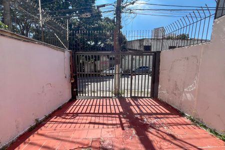Garagem de casa à venda com 3 quartos, 101m² em Vila Brasilio Machado, São Paulo