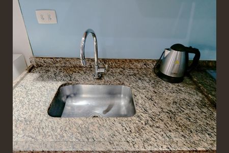 Apartamento à venda com 30m², 1 quarto e sem vaga Apartamento à venda com 30m², 1 quarto e sem vagaSala/Cozinha integrados