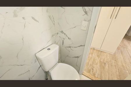 Apartamento para alugar com 67m², 2 quartos e 1 vaga