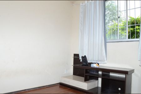 Quarto 1 de apartamento para alugar com 2 quartos, 48m² em Jardim Vitoria, Belo Horizonte