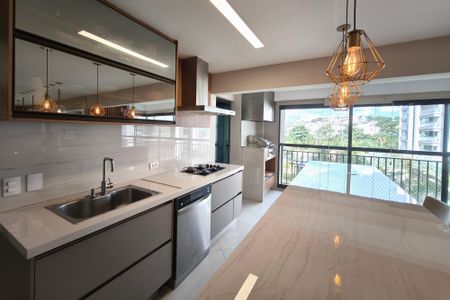 Apartamento à venda com 103m², 3 quartos e 2 vagasCozinha
