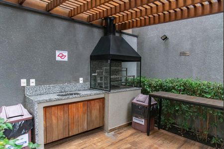 Apartamento à venda com 28m², 1 quarto e sem vagaÁrea comum - Churrasqueira