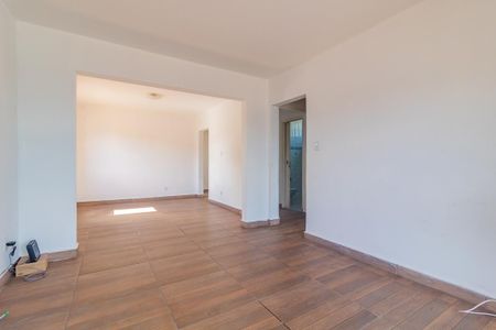 Casa para alugar com 100m², 2 quartos e sem vaga
