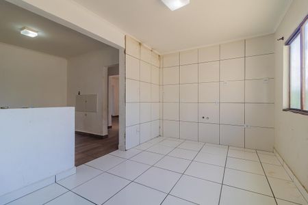 Casa para alugar com 100m², 2 quartos e sem vaga